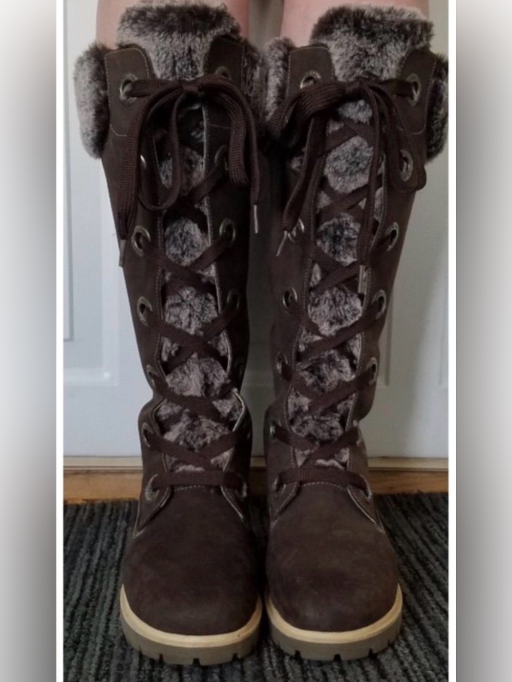 Timberland Women’s 7.5M Brown Tall Lace Up Faux Fur Winter Boots